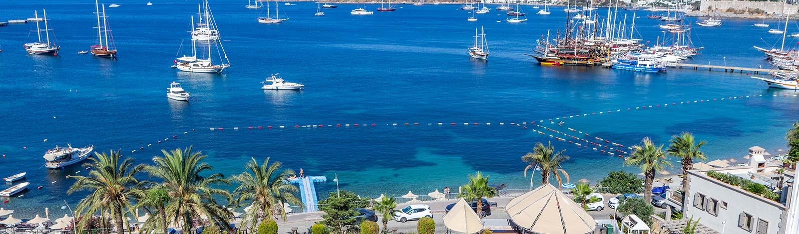 Bodrum koyu ve tekneler — Diamond of Bodrum